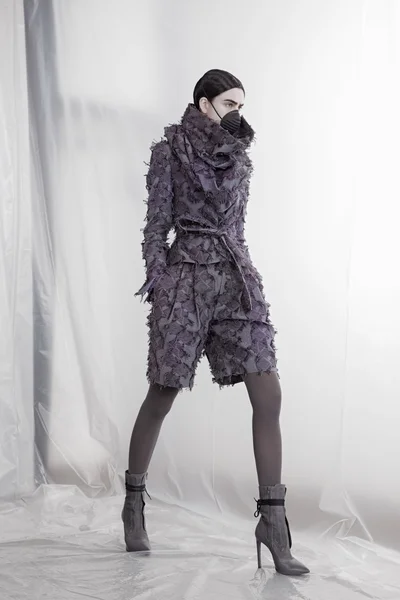 Look 30